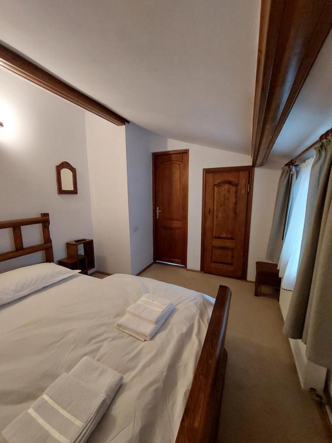 Apartment Casa Zaharia *